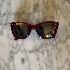 Women’s Oakley sunglasses